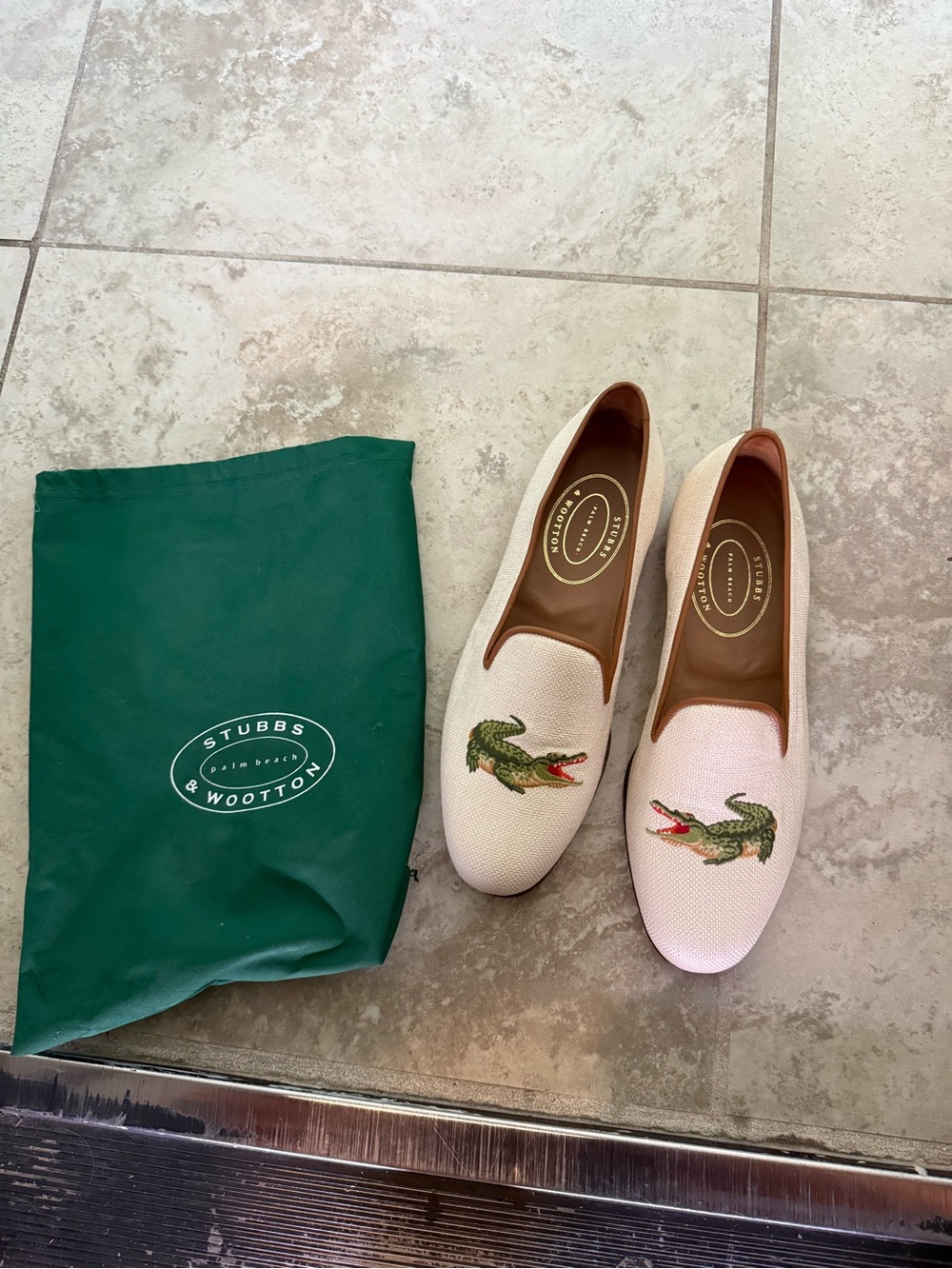 Stubbs & Wootton Men’s White Embroidered Alligator Loafers